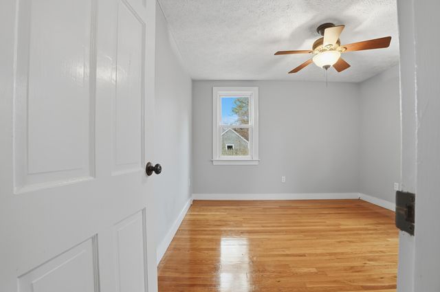 590 Sandwich Road, Teaticket, MA 02536