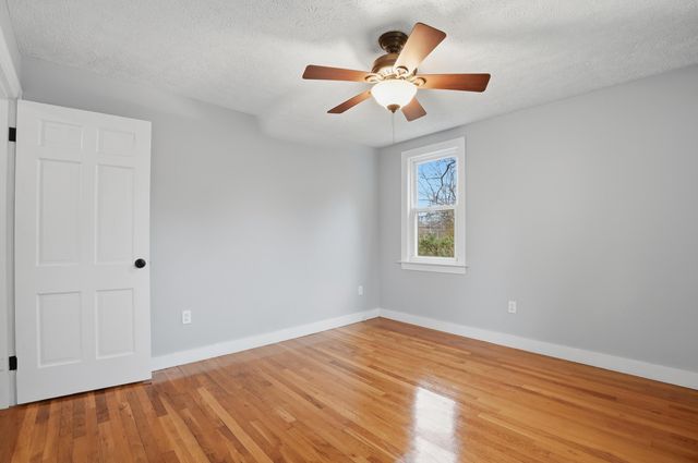 590 Sandwich Road, Teaticket, MA 02536