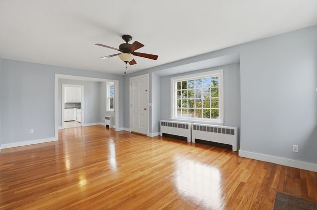 590 Sandwich Road, Teaticket, MA 02536