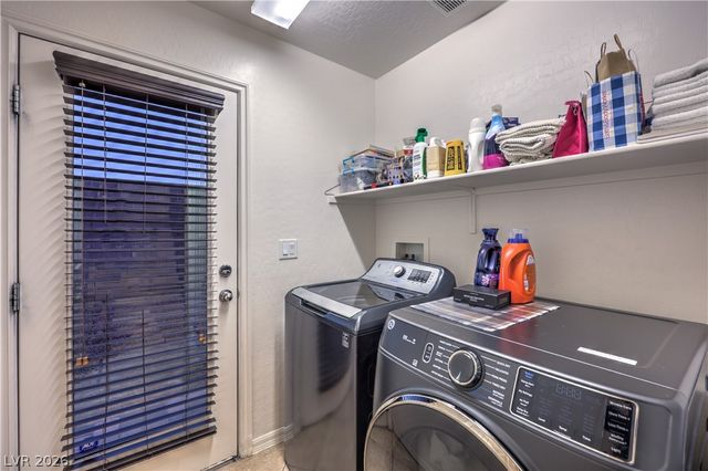 3948 Total Eclipse Street, Las Vegas, NV 89129