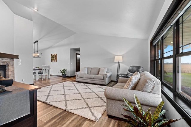 3154 GREEN MEADOW DRIVE, De Pere, WI 54115