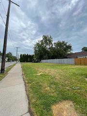1497 LANSING Street, Detroit, MI 48209