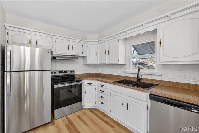 33 Lakewood Drive, Belleville, IL 62223