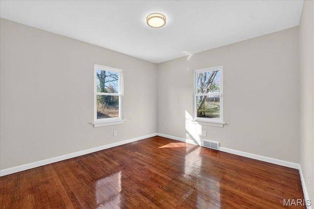 33 Lakewood Drive, Belleville, IL 62223