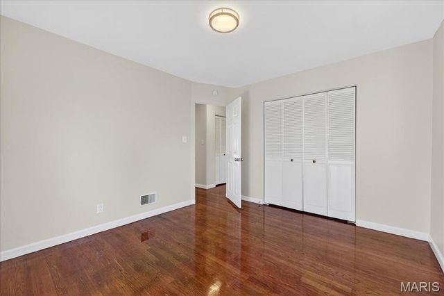 33 Lakewood Drive, Belleville, IL 62223