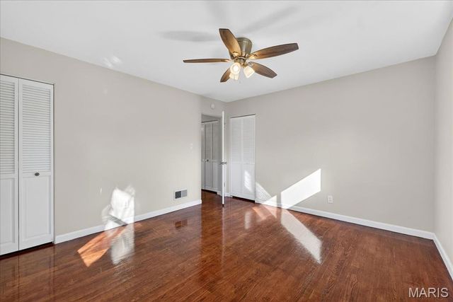 33 Lakewood Drive, Belleville, IL 62223