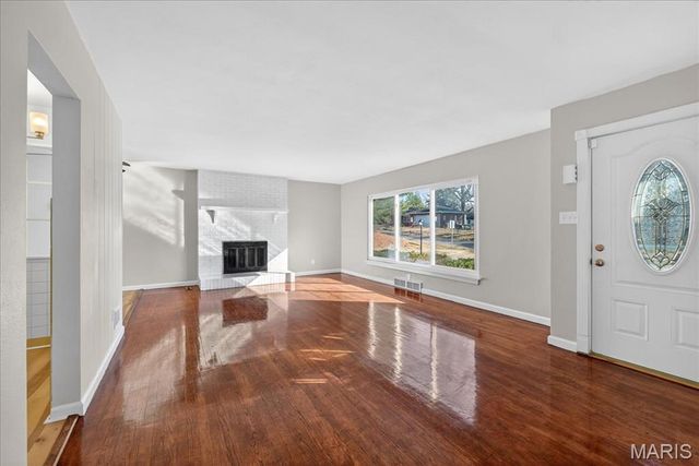 33 Lakewood Drive, Belleville, IL 62223