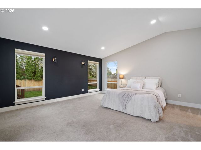 10214 Nw 11TH Ave, Vancouver, WA 98685