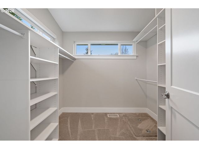 10214 Nw 11TH Ave, Vancouver, WA 98685