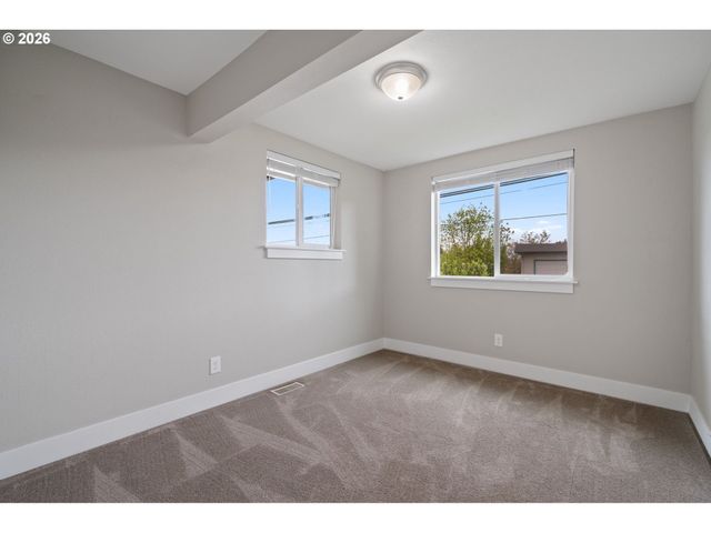 10214 Nw 11TH Ave, Vancouver, WA 98685