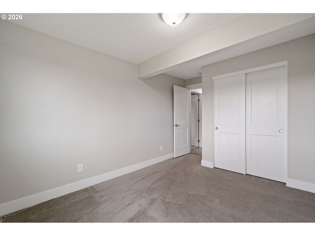 10214 Nw 11TH Ave, Vancouver, WA 98685