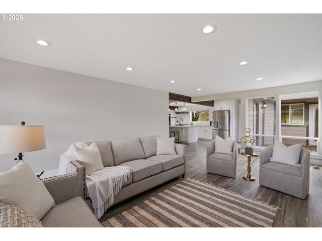 10214 Nw 11TH Ave, Vancouver, WA 98685