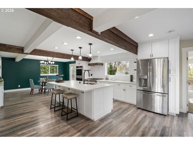 10214 Nw 11TH Ave, Vancouver, WA 98685