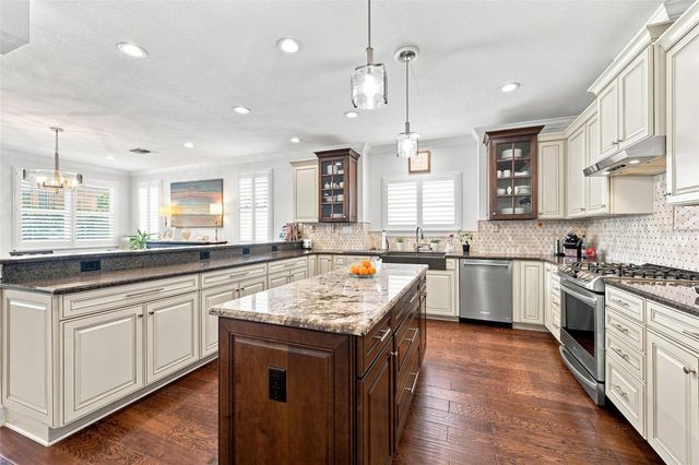 116 FOREST HILLS DRIVE, Redington Shores, FL 33708