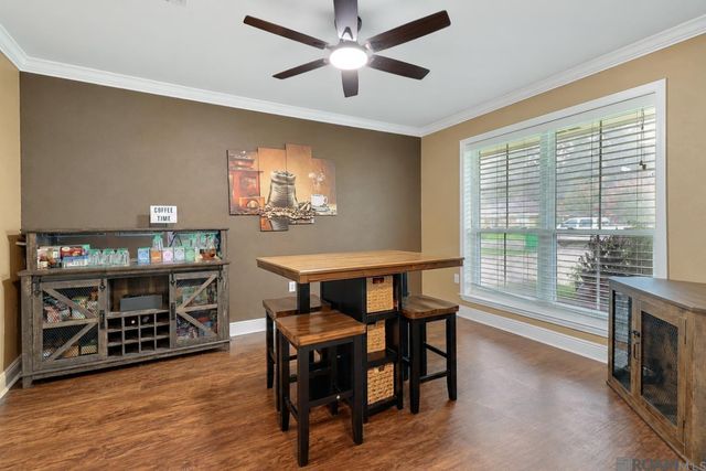 26137 Vincent Dr, Denham Springs, LA 70726