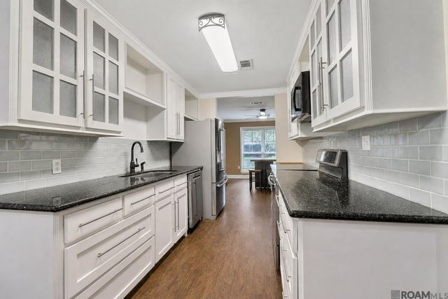 26137 Vincent Dr, Denham Springs, LA 70726