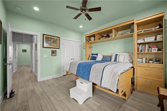 108 Bayshore Dr, Ingleside On The Bay, TX 78362