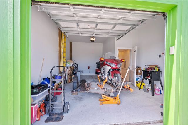 108 Bayshore Dr, Ingleside On The Bay, TX 78362