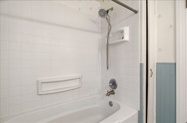 34 W Raleigh Avenue, Mansfield, OH 44907