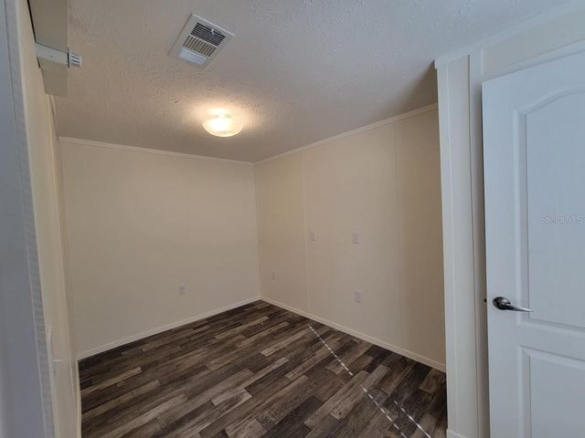 5700 HOLIDAY PARK BOULEVARD, North Port, FL 34287