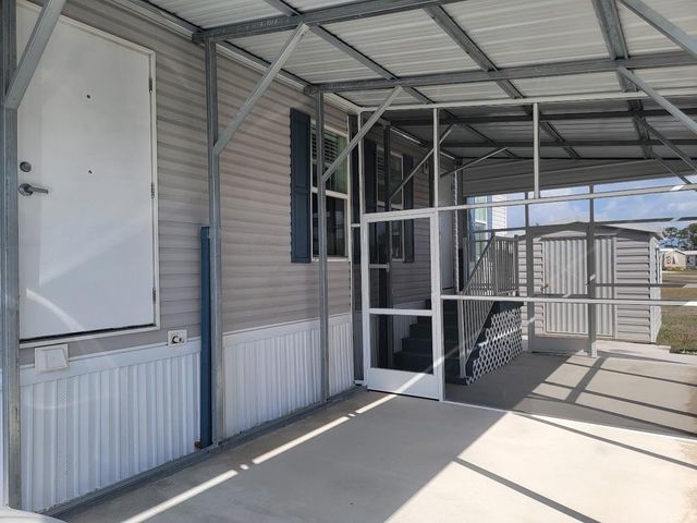 5700 HOLIDAY PARK BOULEVARD, North Port, FL 34287