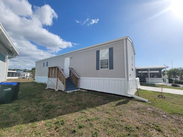 5700 HOLIDAY PARK BOULEVARD, North Port, FL 34287