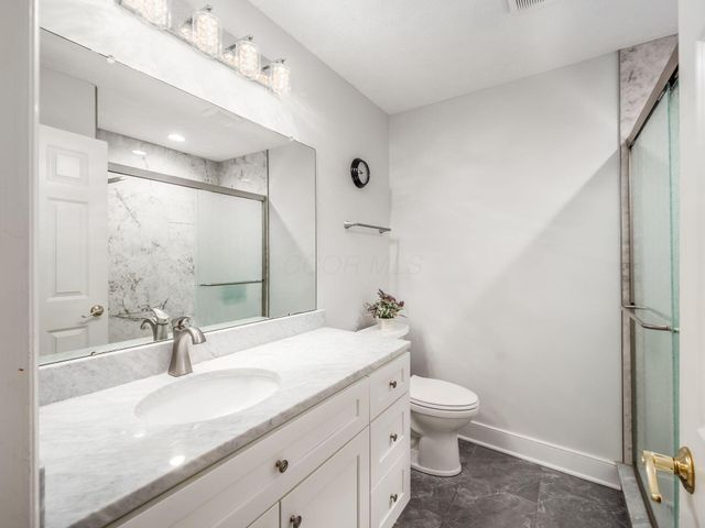 8133 Worthington Crsg Drive, Westerville, OH 43081