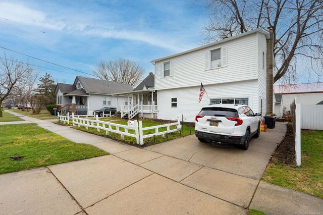 1918 Minnie Street, Port Huron, MI 48060