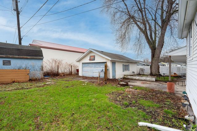 1918 Minnie Street, Port Huron, MI 48060
