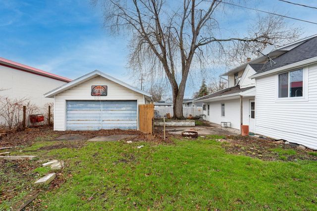 1918 Minnie Street, Port Huron, MI 48060
