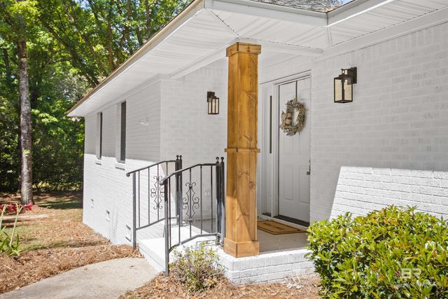 23972 Grant Drive, Loxley, AL 36551