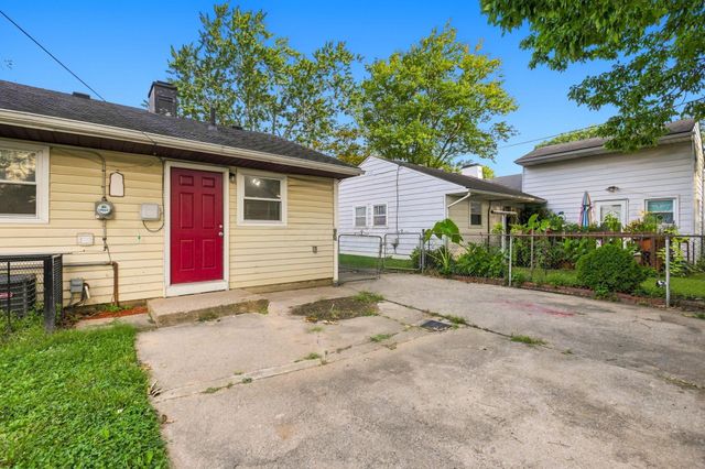 1074 S Hampton Road, Columbus, OH 43227