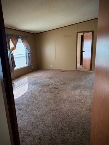 224 Chapman Ln, Columbia, TN 38401