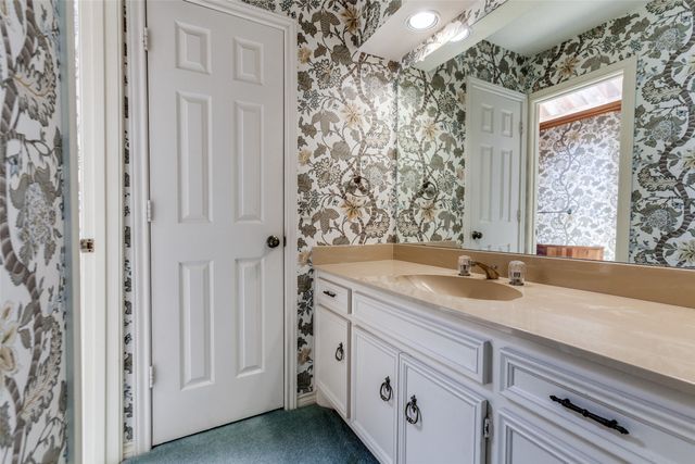 1125 W Lookout Drive, Richardson, TX 75080