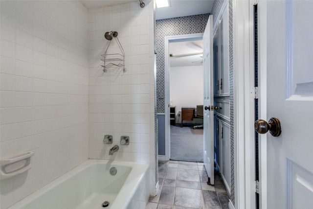 1125 W Lookout Drive, Richardson, TX 75080