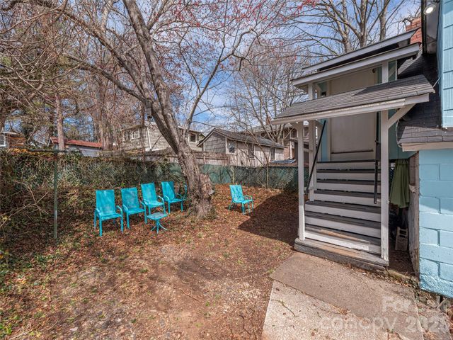 15 Louisiana Avenue, Asheville, NC 28806