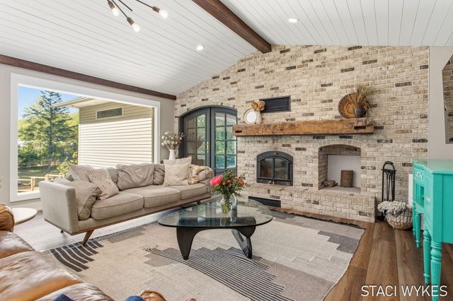 2550 Ranchland Drive SW, Byron Center, MI 49315