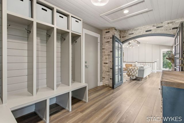 2550 Ranchland Drive SW, Byron Center, MI 49315