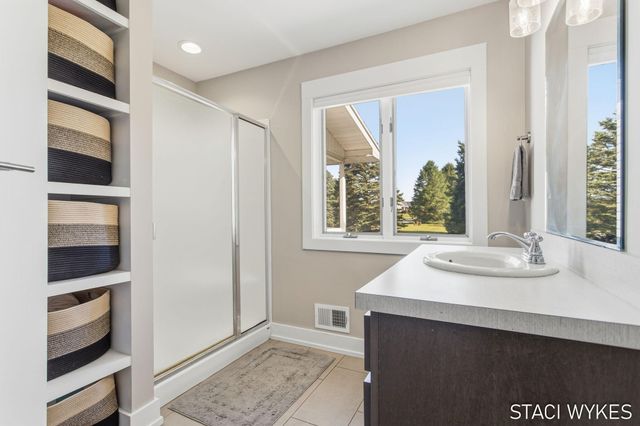 2550 Ranchland Drive SW, Byron Center, MI 49315