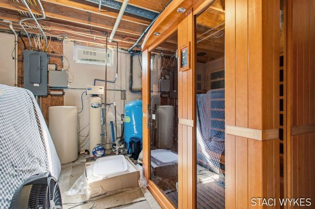 2550 Ranchland Drive SW, Byron Center, MI 49315
