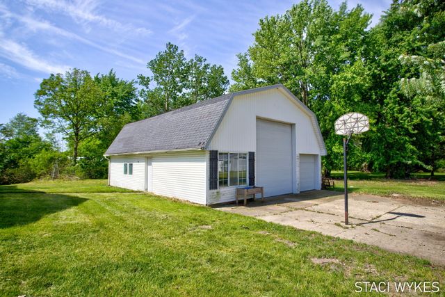 2550 Ranchland Drive SW, Byron Center, MI 49315