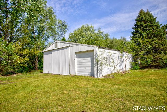2550 Ranchland Drive SW, Byron Center, MI 49315