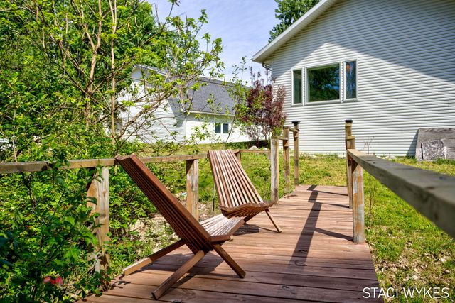 2550 Ranchland Drive SW, Byron Center, MI 49315