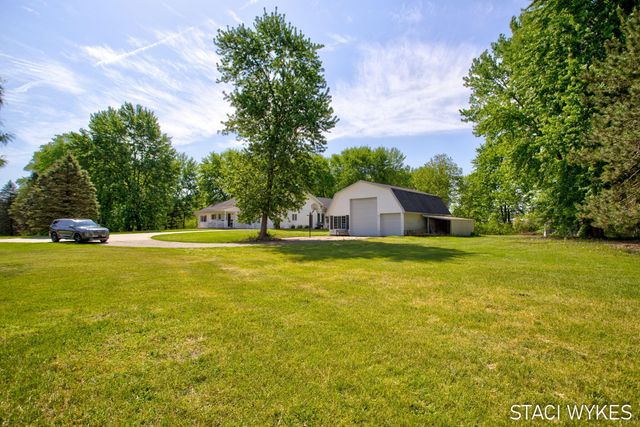 2550 Ranchland Drive SW, Byron Center, MI 49315