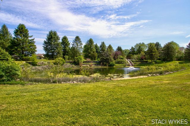 2550 Ranchland Drive SW, Byron Center, MI 49315