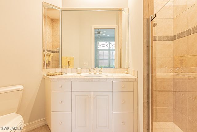 1676 Persimmon DR, Naples, FL 34109