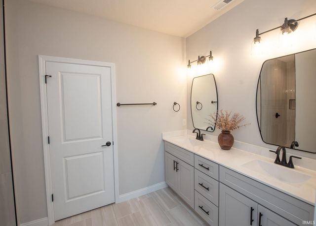 808 Ravenstone Drive, Lafayette, IN 47909
