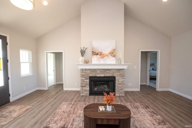 808 Ravenstone Drive, Lafayette, IN 47909