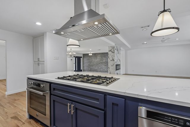 4326 Mendenhall Drive, Dallas, TX 75244