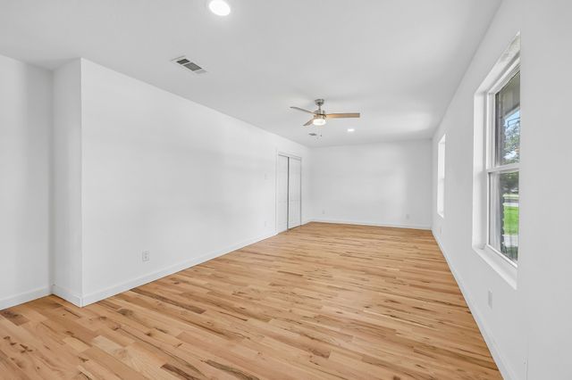 4326 Mendenhall Drive, Dallas, TX 75244
